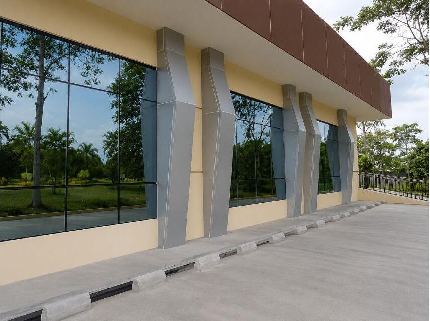 Fachada Mixta – Vidrio Reflectivo y ACM